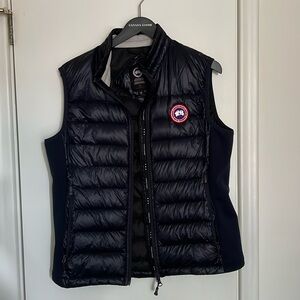 Canada Goose hybridge lite tech dark blue zip up vest